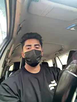 callmeboss12345: διαδικτυακό σόου στην κάμερα