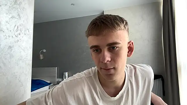 Вебкам-шоу SoloFury