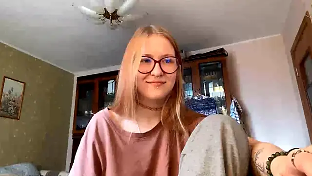 LaureenVielma's Live XXX Chat