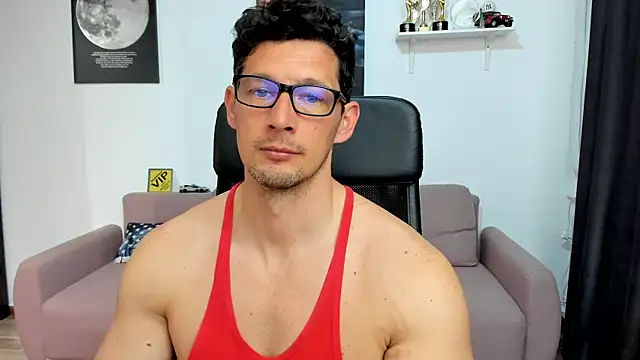 BrutusK08 Show in webcam