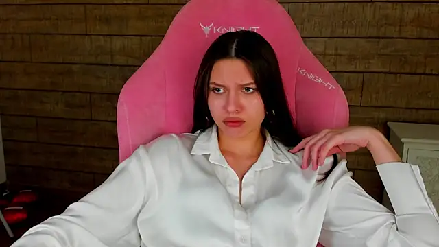 AliceVersal: απευθείας συνομιλία ΧΧΧ