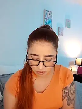 Chatroom XXX en direct de martina_connor1