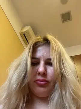 Passion-Blondy Live XXX-chat