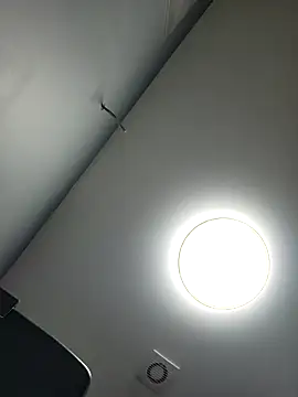 XXX chat uživo modela roksa2026