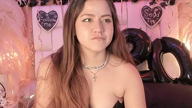 Daphne_And_Roger 在線直播表演