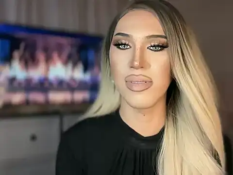 Webkamerová show Ts_glamxx