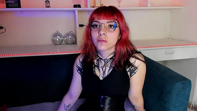 XXX chat uživo modela morgana_white