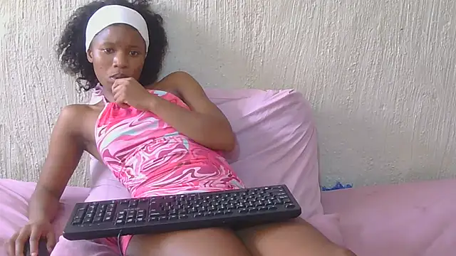 LittleVirginAngel Webcamshow