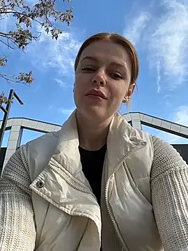 HarrietDart Chat XXX live