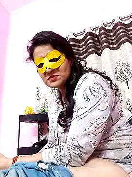 Gullapi Adlı Modelin Web Kamerası Şovu