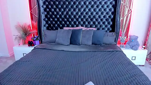 แชท XXX สดของ Rebecca_Diamond