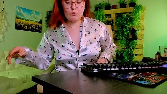 StaceyJensen Adlı Modelin Canlı XXX Sohbeti