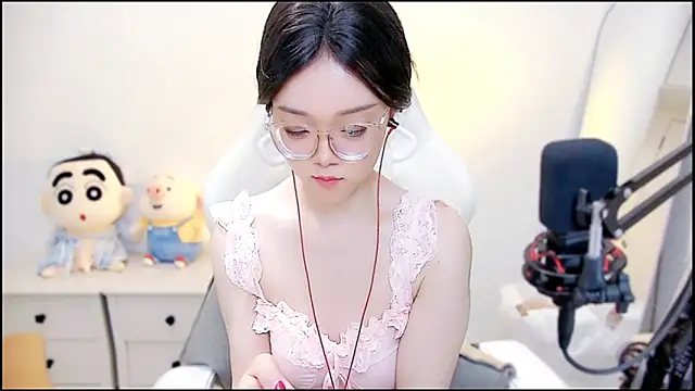 Cindy-dd Adlı Modelin Canlı XXX Sohbeti