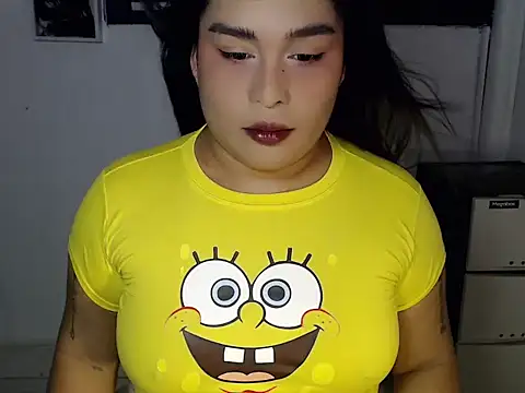 Show modela Hardcore_Tgirl na web-kameri