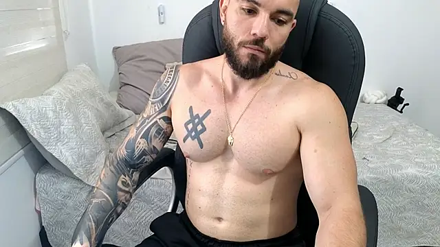 Isaac_Carterのウェブカメラショー