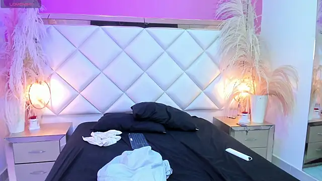 AngeloRoush 在線直播表演