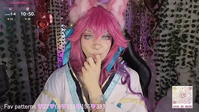 Mee-Meow Adlı Modelin Canlı XXX Sohbeti