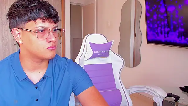 Živý XXX chat kittyandrick