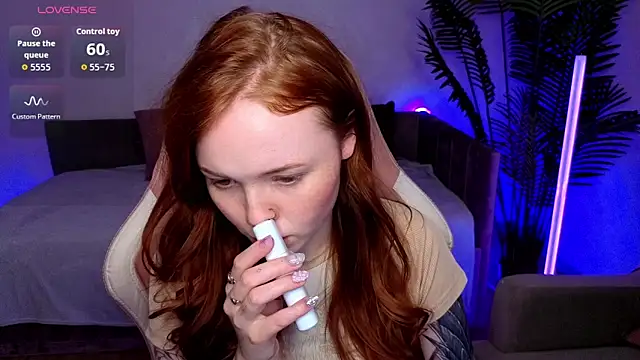 دردشة Maya_Light الجنسية المباشرة