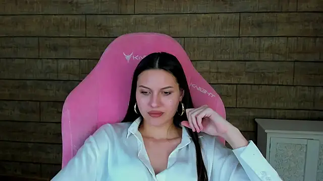 AliceVersal Adlı Modelin Canlı XXX Sohbeti