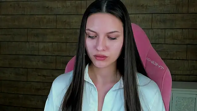 AliceVersal élő XXX-chatje