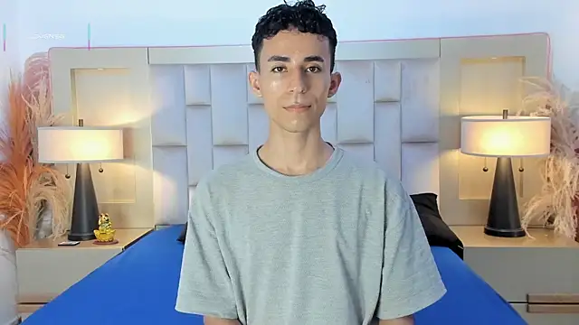 دردشة Zahir_Ashar الجنسية المباشرة