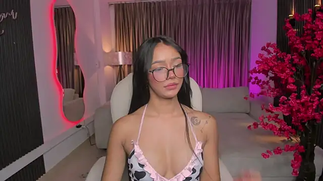 kylie_collins live XXX chat