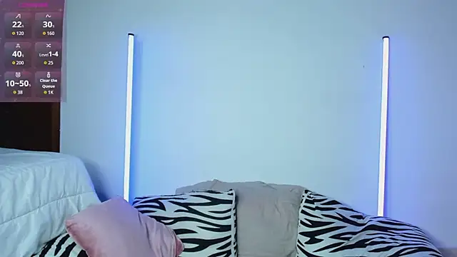 XXX chat uživo modela HollyGrey_