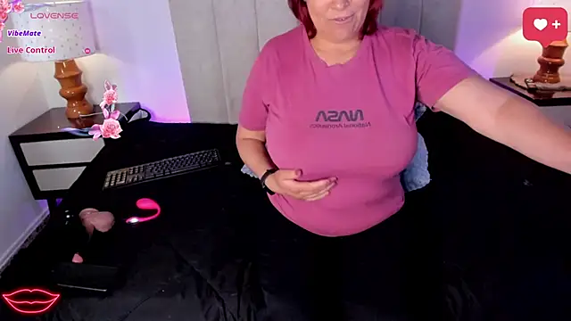 XXX chat uživo modela MarthinaBaker