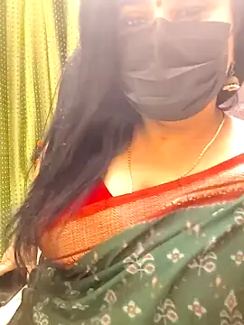 XXX chat uživo modela Anushka_flower