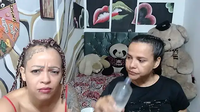 manzanahot9 Adlı Modelin Canlı XXX Sohbeti