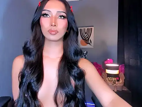 xUrGoddess_islaCumsAlotxのウェブカメラショー