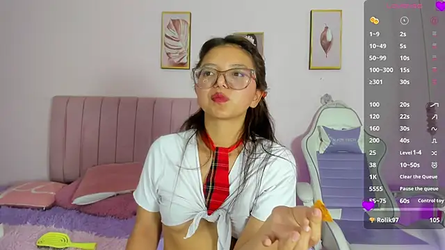 Zoow_bluussh Chat XXX in diretta