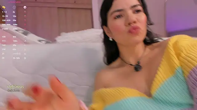 tatikiss_ Live XXX Chat