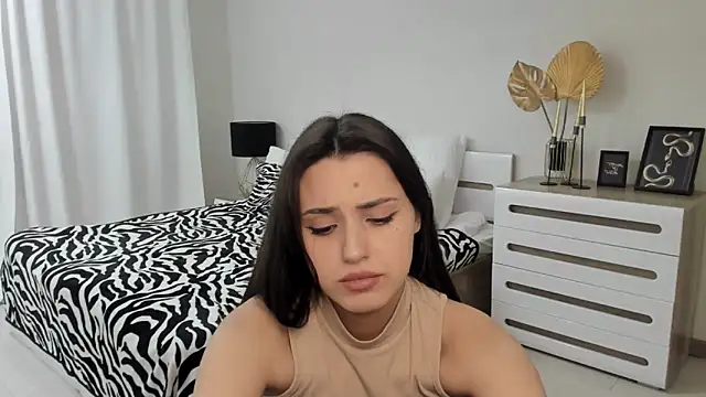 Jasmine_Stewart – Live XXX-chat