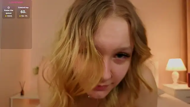 แชท XXX สดของ StaceyyJones