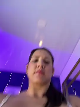 mahia_queen লাইভ XXX চ্যাট