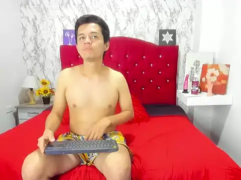 โชว์เว็บแคมของ Alejandra_and_James_