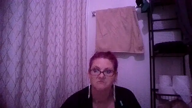 Živý XXX chat CloudyCockTeaser