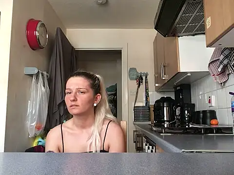 xxamyleighxx Adlı Modelin Canlı XXX Sohbeti