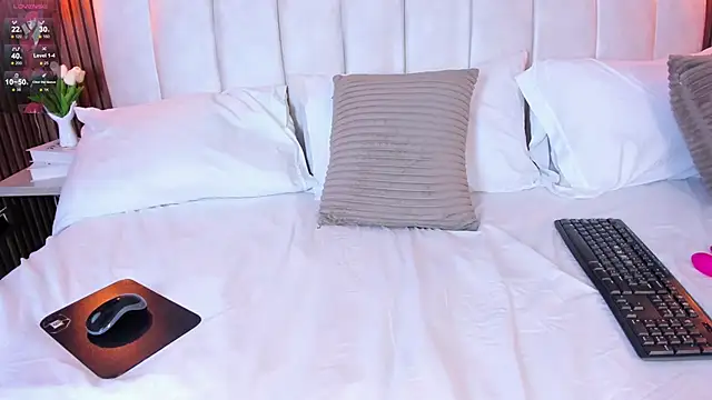 LisaLainn Live XXX chat