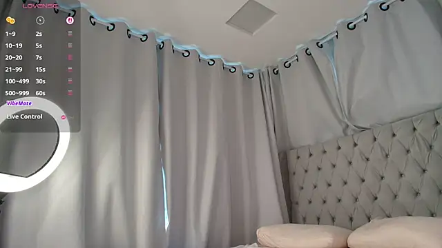 Chat XXX en directo de Skinny_Alice