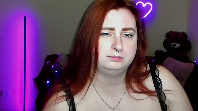 Alicia_love00 Adlı Modelin Canlı XXX Sohbeti