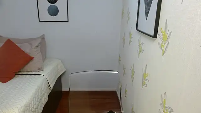 Czat XXX na żywo – Laia_white