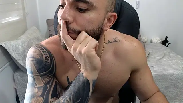 Isaac_Carter's Webcam Show