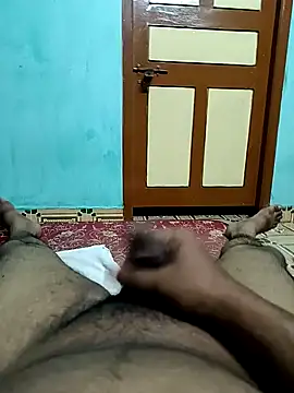 maddy3108 Pertunjukan Webcam