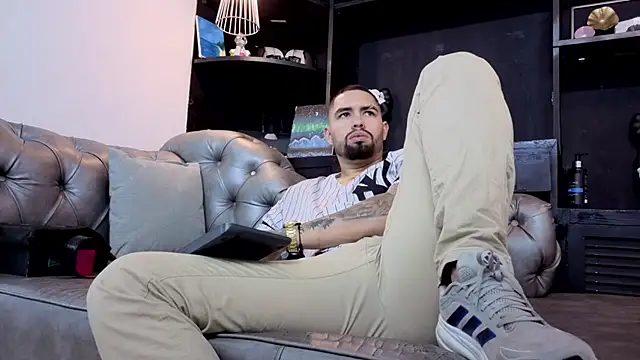 matteosantos' Live XXX Chat