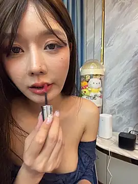 Pokazy przed kamerką – BBi-0329