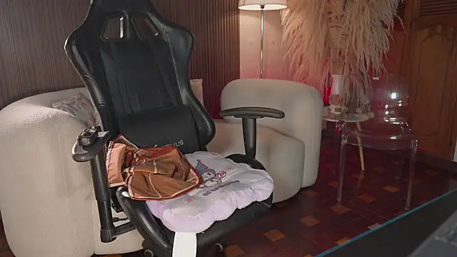 XXX chat uživo modela KateOwens