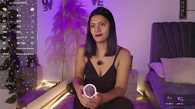 miaoconell Adlı Modelin Canlı XXX Sohbeti